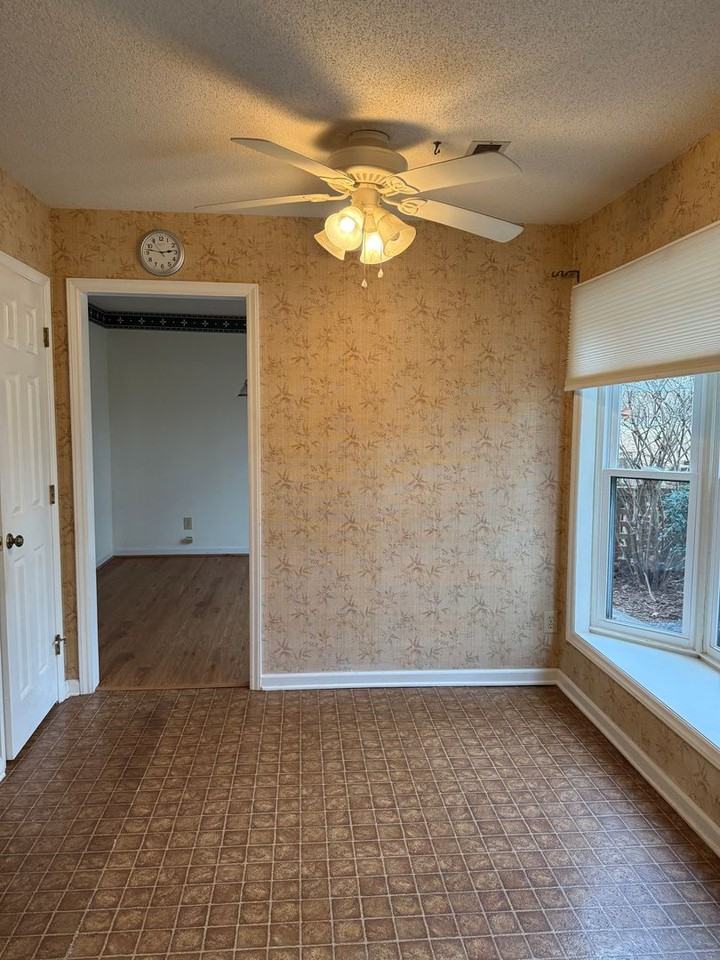 2372 Brandt Vlg - Photo 7 of 22