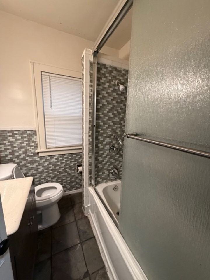 12754 Mendota St - Photo 6 of 10