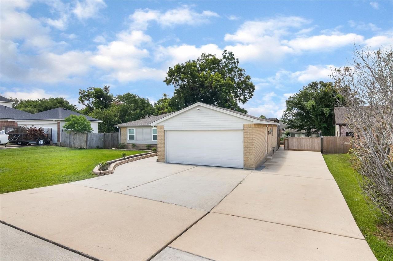 12757 Lake Conroe Hills Dr - Photo 4 of 30