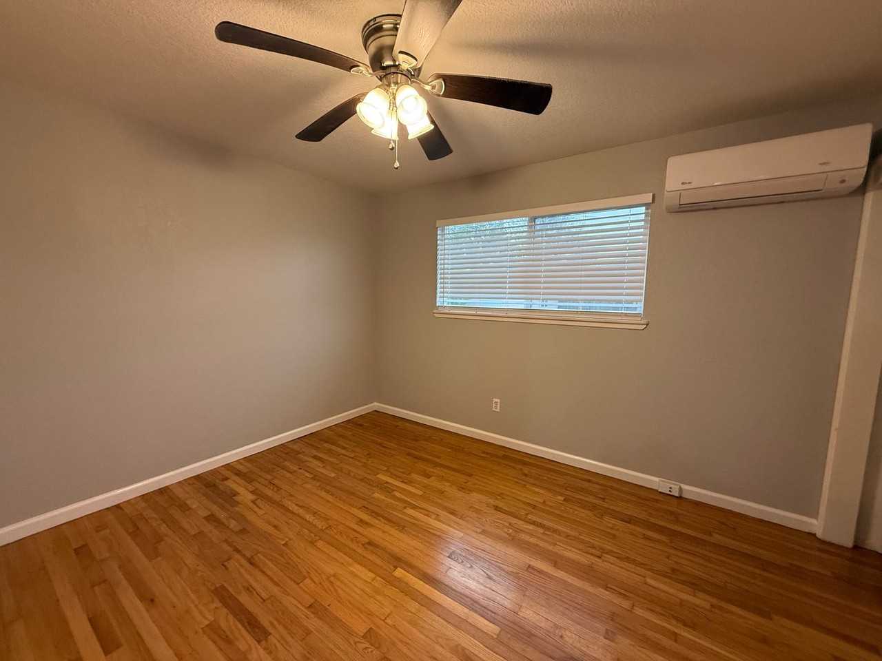 1608 Rockrose Rd - Photo 6 of 13