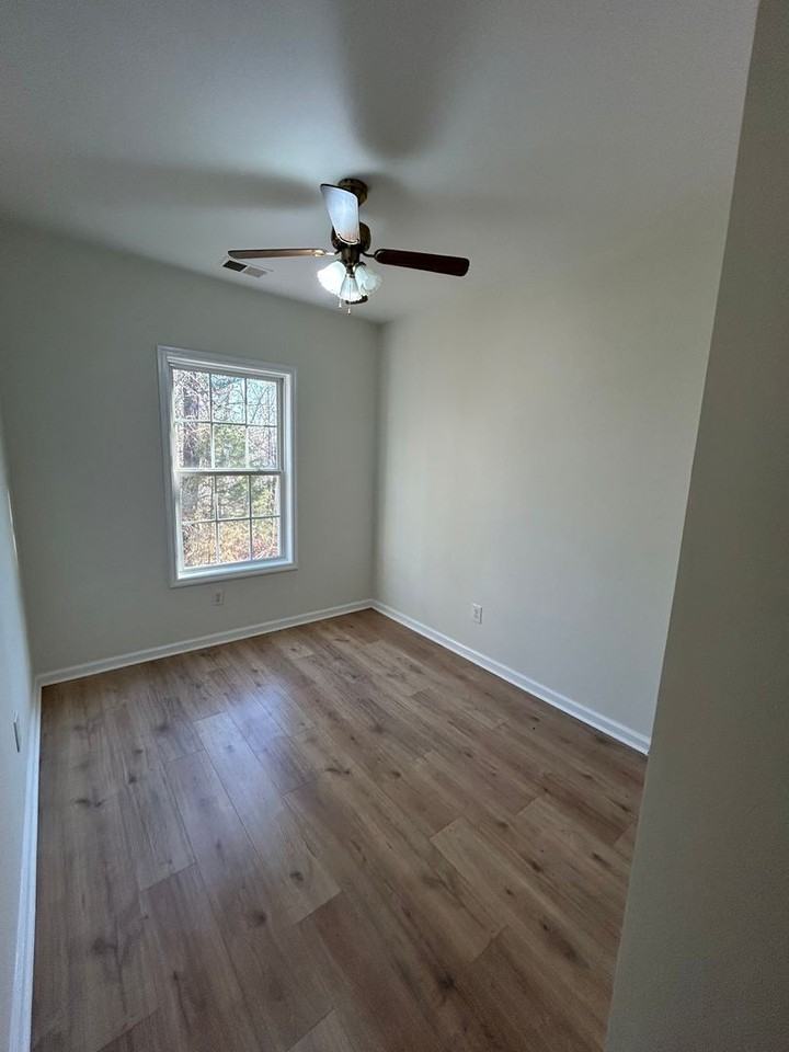 1832 Fulmer Rd - Photo 7 of 11