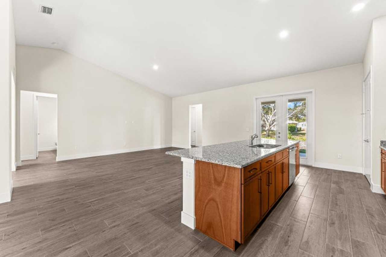 15235 Tangelo Blvd - Photo 2 of 20