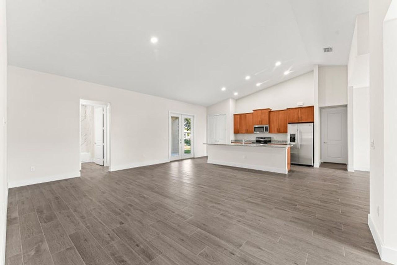 15235 Tangelo Blvd - Photo 6 of 20