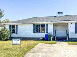 featured image of 102 Bragg Cir #A