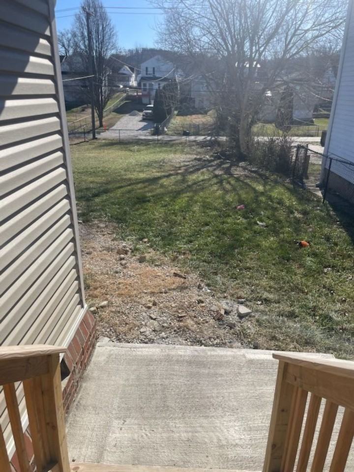 1739 Jefferson Ave - Photo 3 of 11