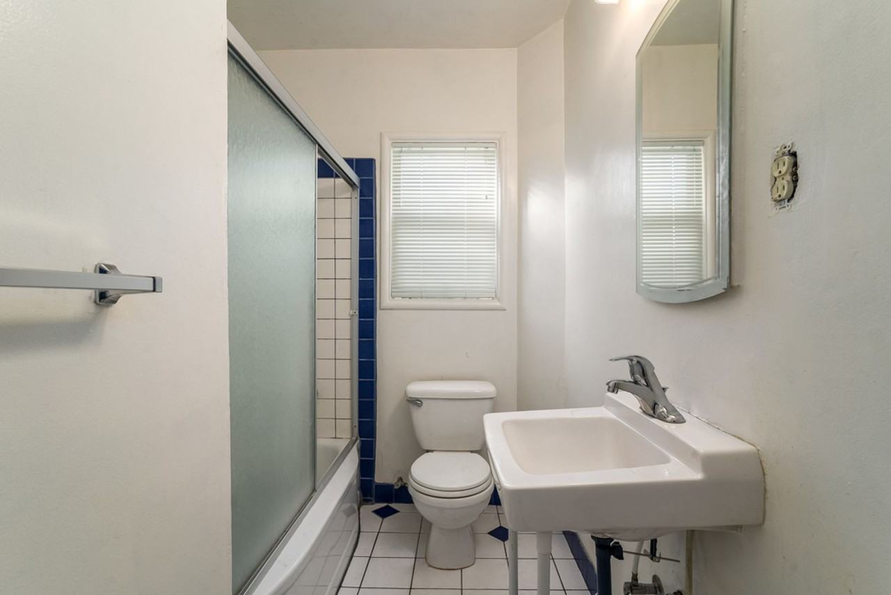 2432 Webb Ave #A - Photo 6 of 9