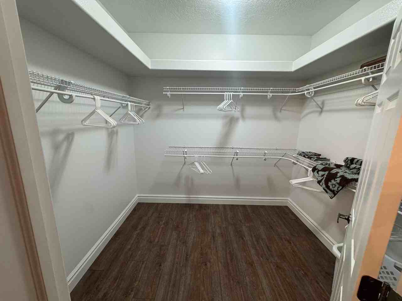 1806 W Sunstar Dr - Photo 7 of 24