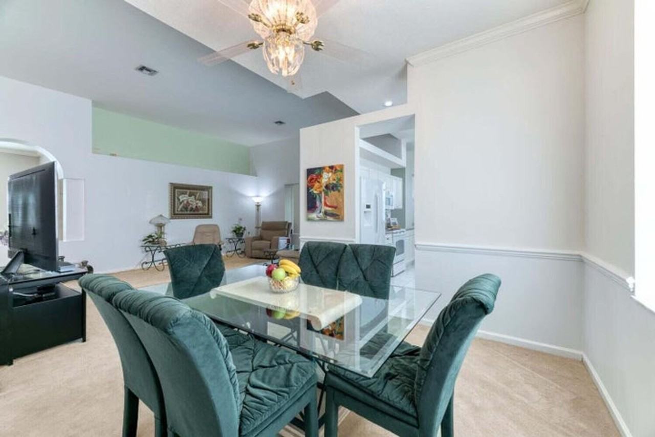 1232 Avondale Ln - Photo 4 of 23