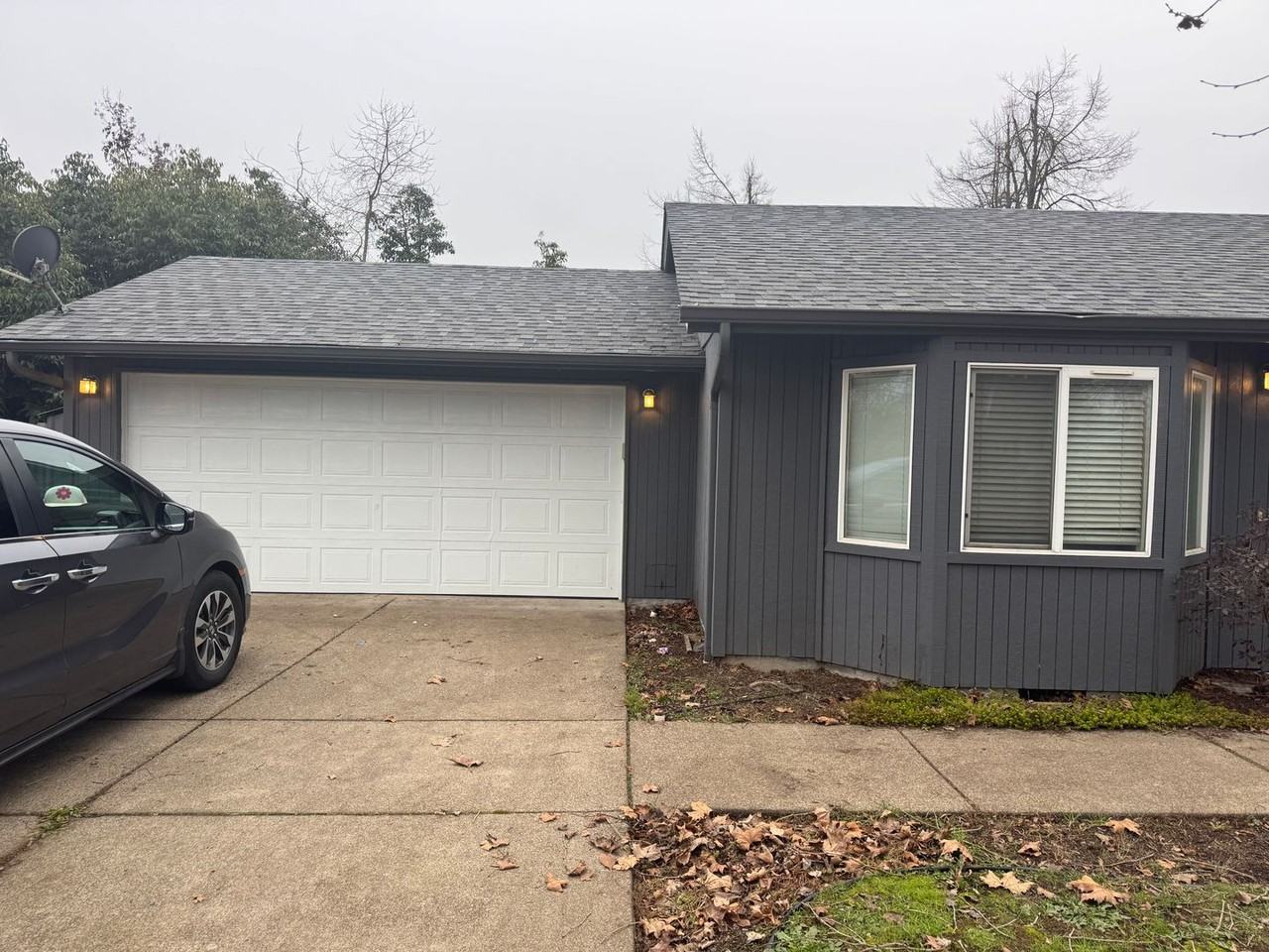 888 S 32nd Pl - Photo 2 of 11