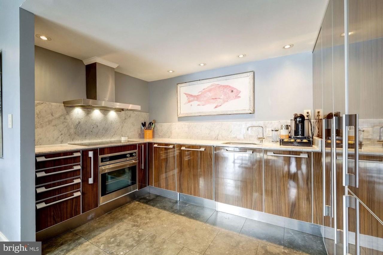 3210 Grace St Nw - Photo 4 of 19