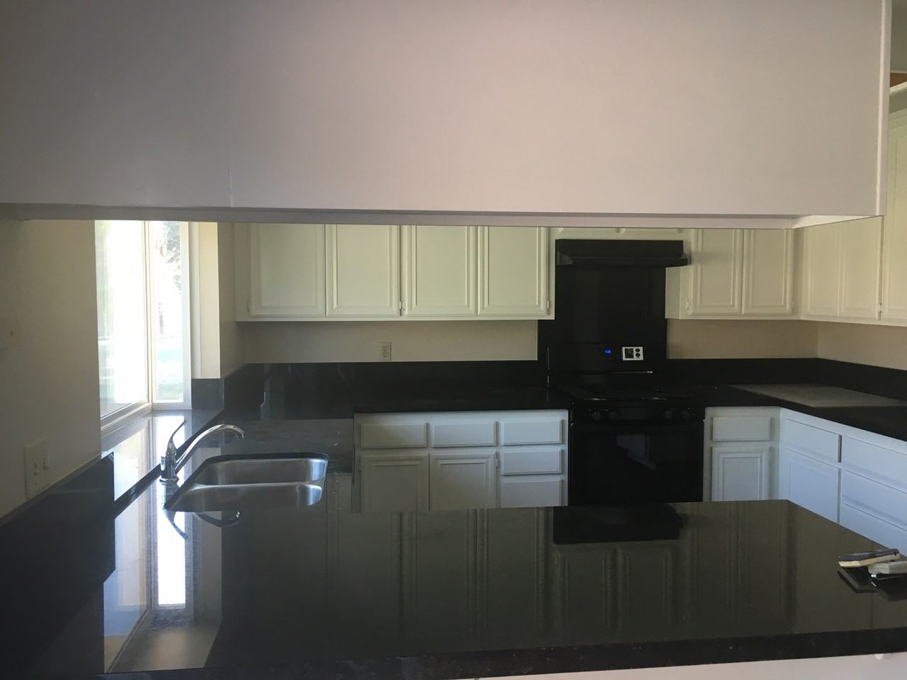 901 Brandywine Ln - Photo 2 of 30