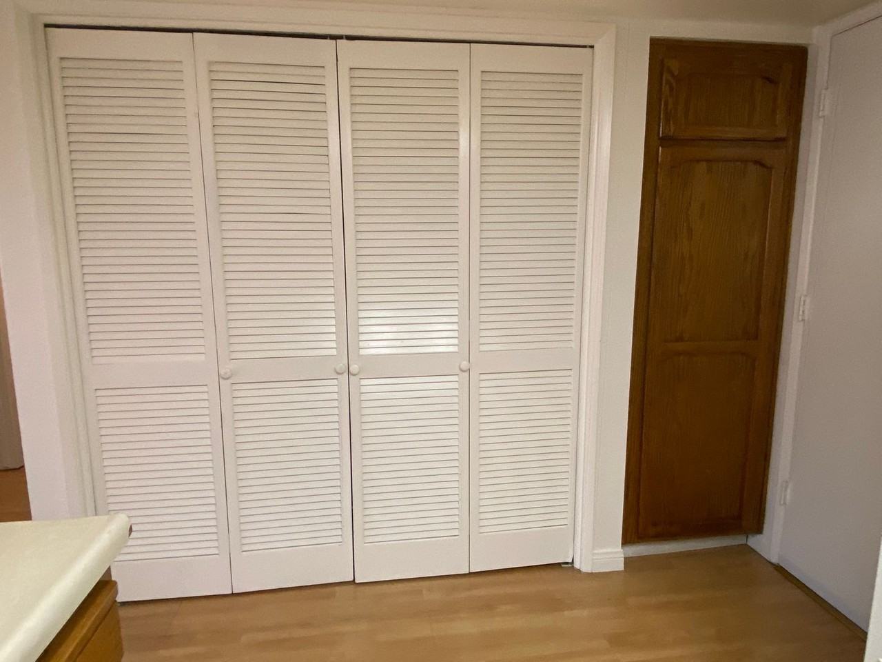 247 E Upjohn Ave - Photo 6 of 27