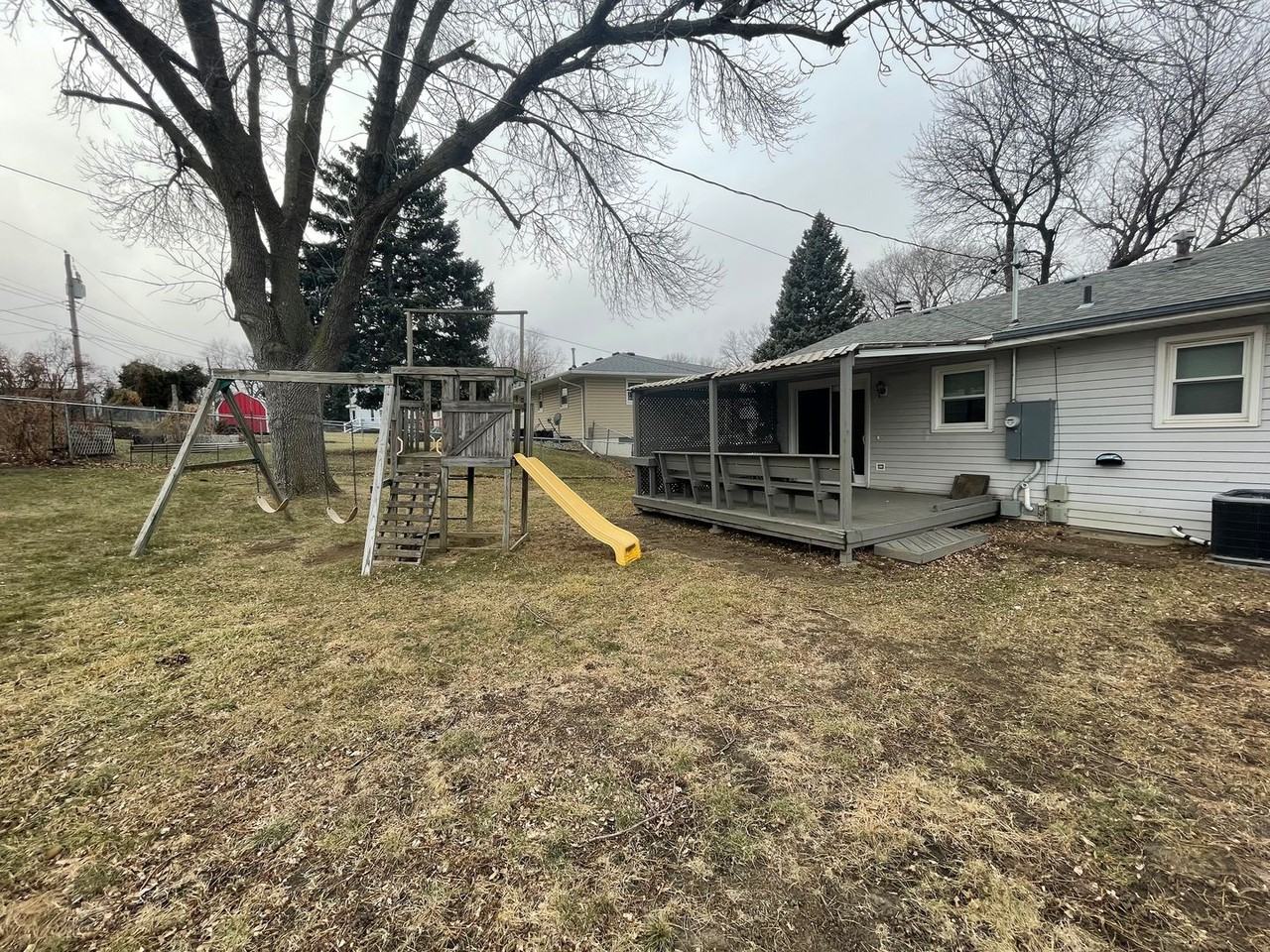 2311 Highland Dr - Photo 3 of 14