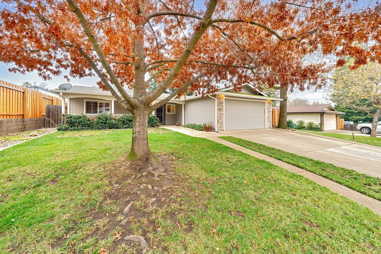 9084 Westeria Way - Photo 7 of 38