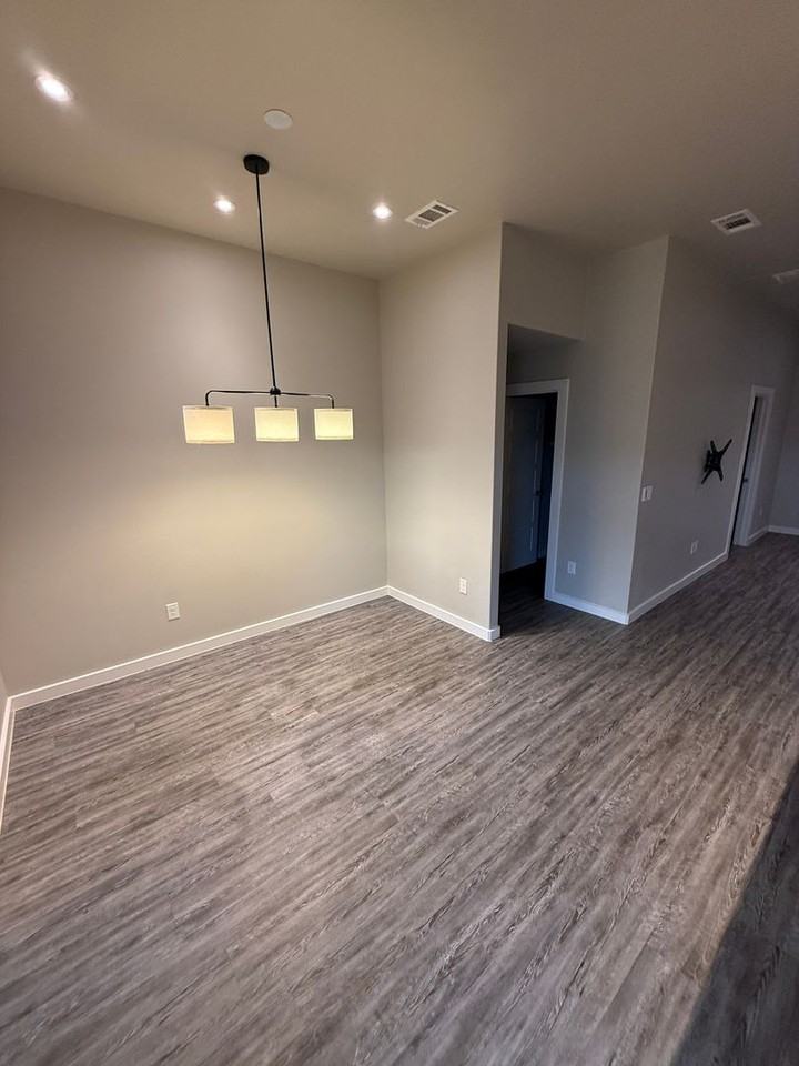 3404 Urbana Pl - Photo 5 of 15