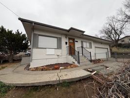 featured image of 2003 Sw Isaac Ave