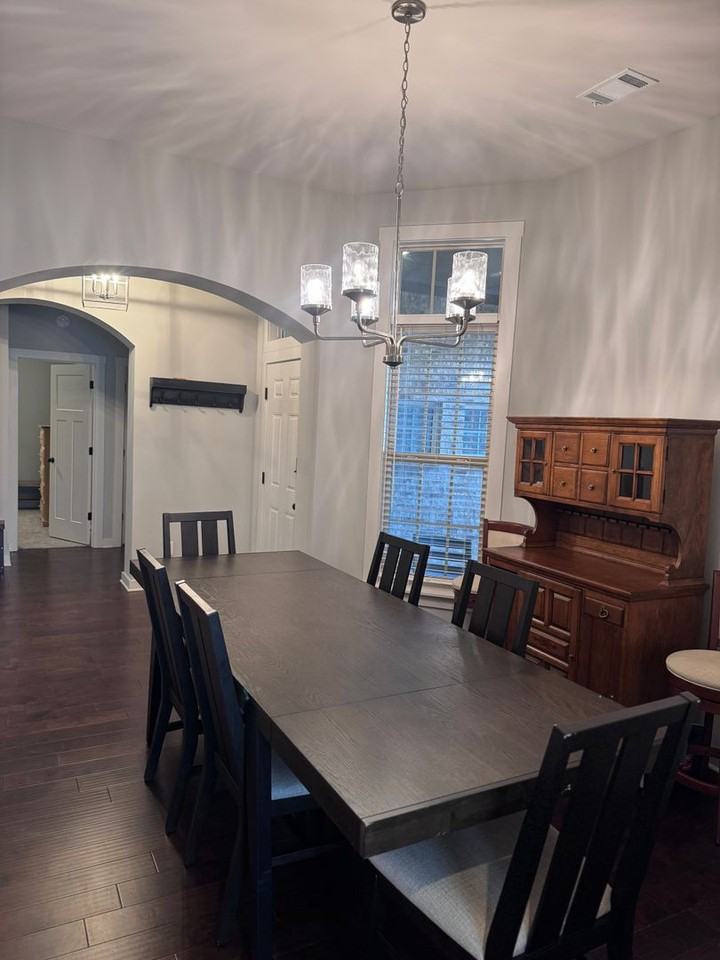 730 Hedgefield Way - Photo 7 of 33