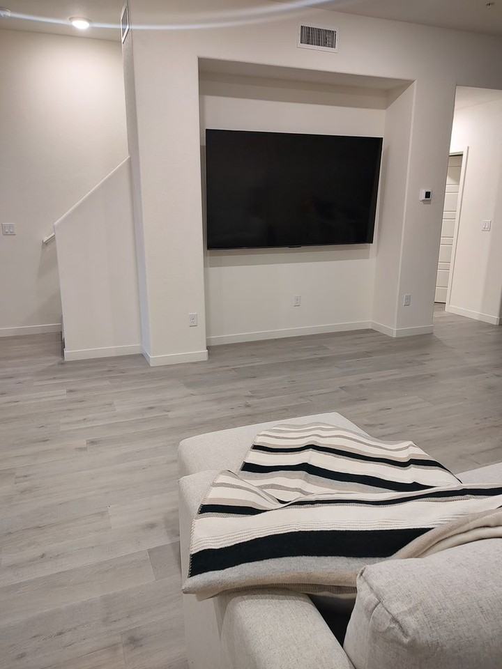 170 Rissone Ln - Photo 4 of 13