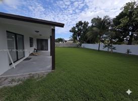 featured image of 4360 Nw 15th St #0