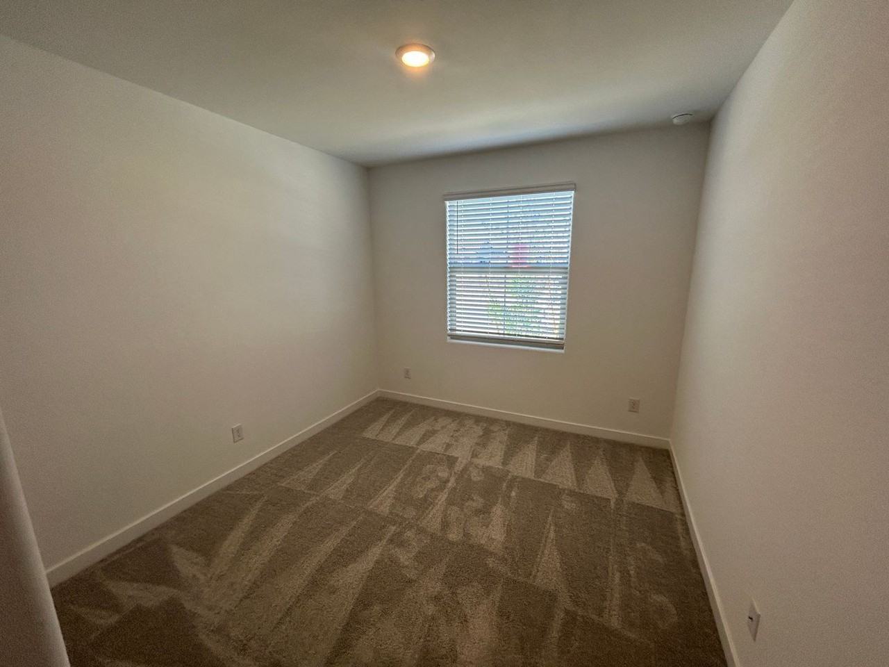 24551 N 169th Dr - Photo 6 of 19