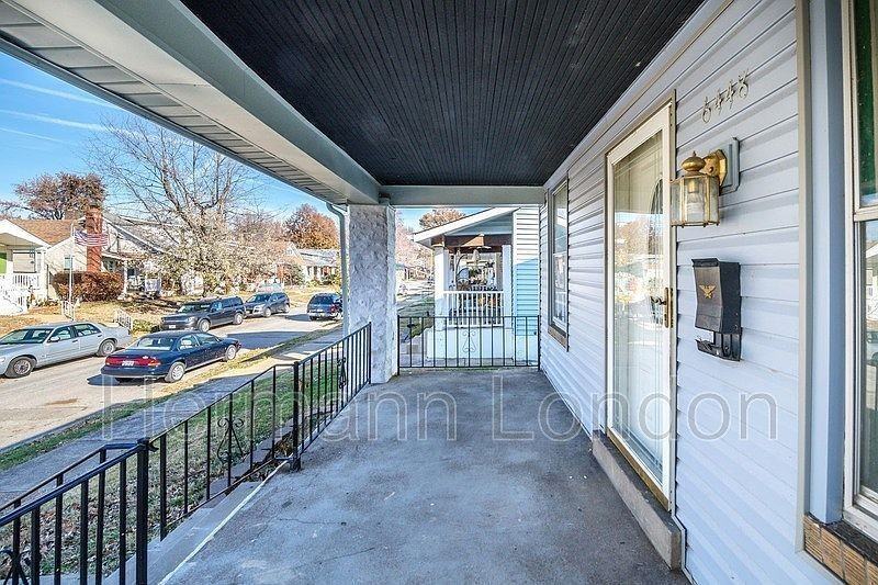 6448 Wanda Ave - Photo 5 of 48