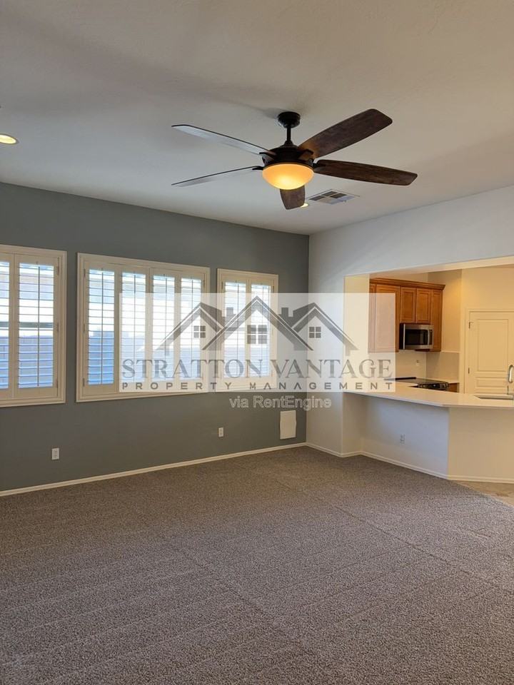 11527 E Starkey Ave - Photo 4 of 6