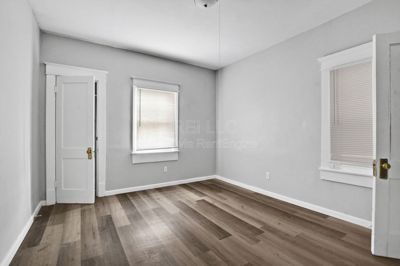 727 Sutcliffe Ave - Photo 6 of 16