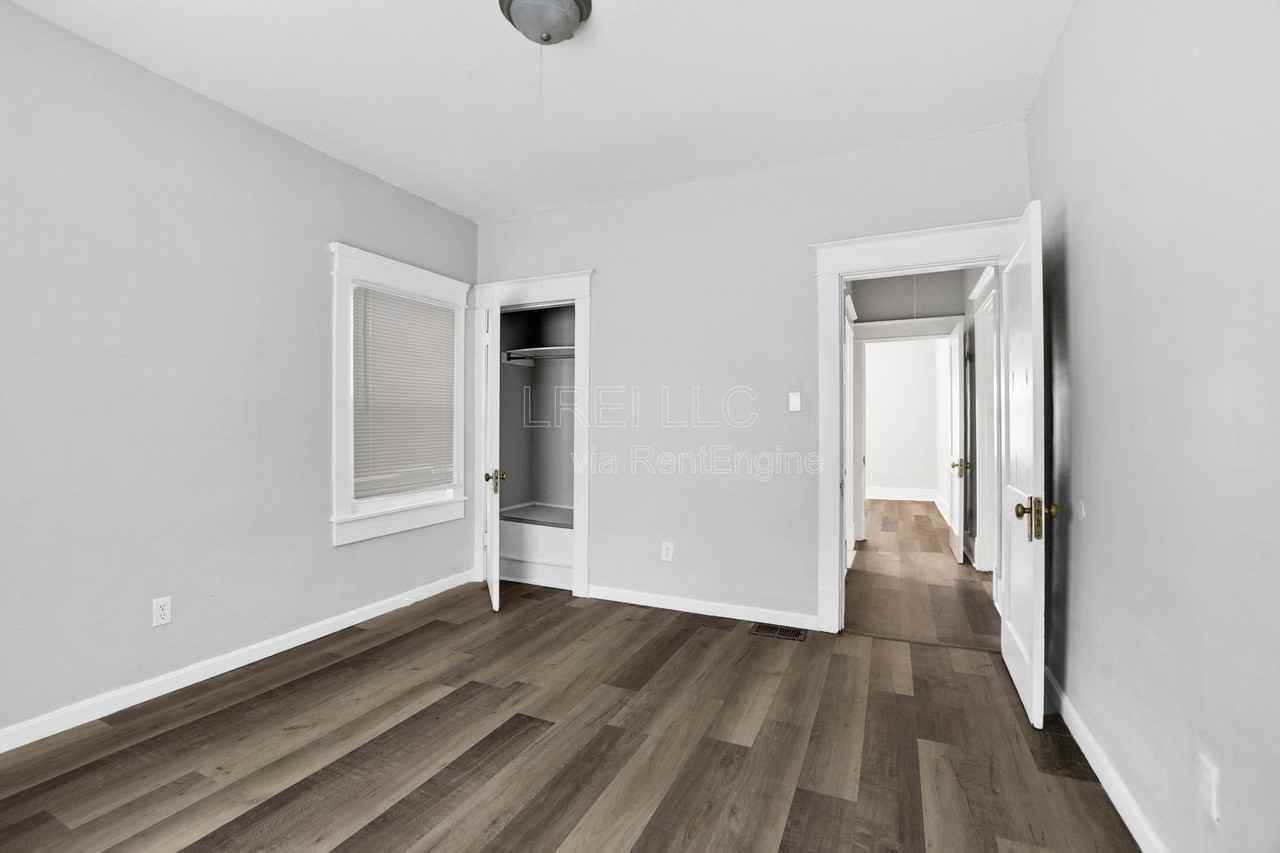 727 Sutcliffe Ave - Photo 7 of 16