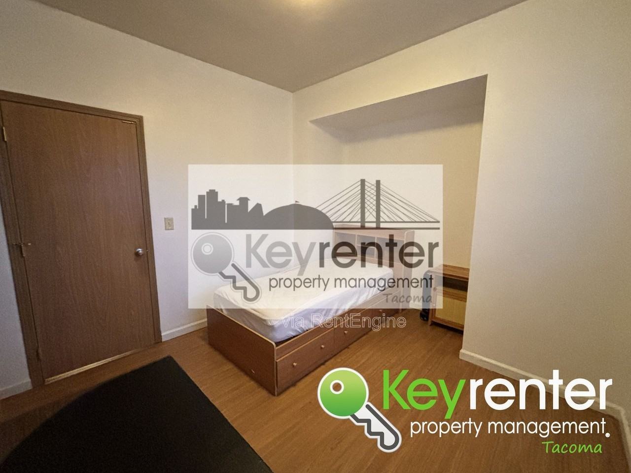 7630 Yakima Ave #4 - Photo 3 of 5