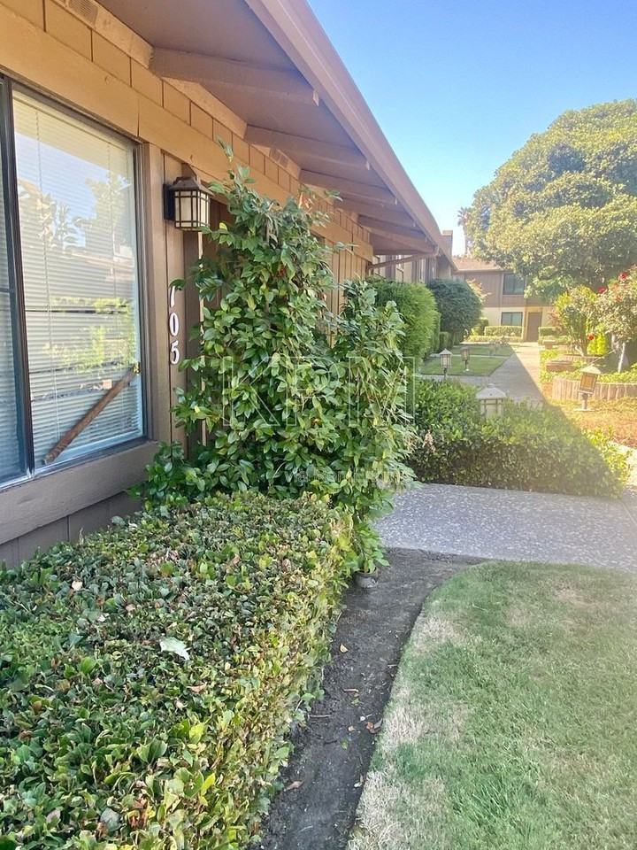 1077 Rivara Rd #105 - Photo 6 of 7