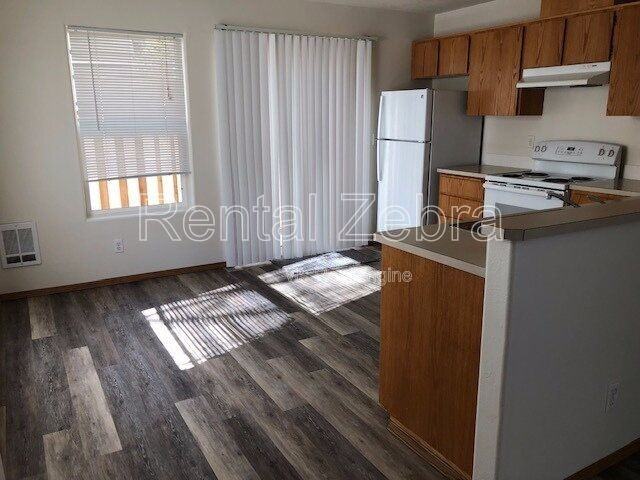 6702 Se 80th Ave #3 - Photo 2 of 18