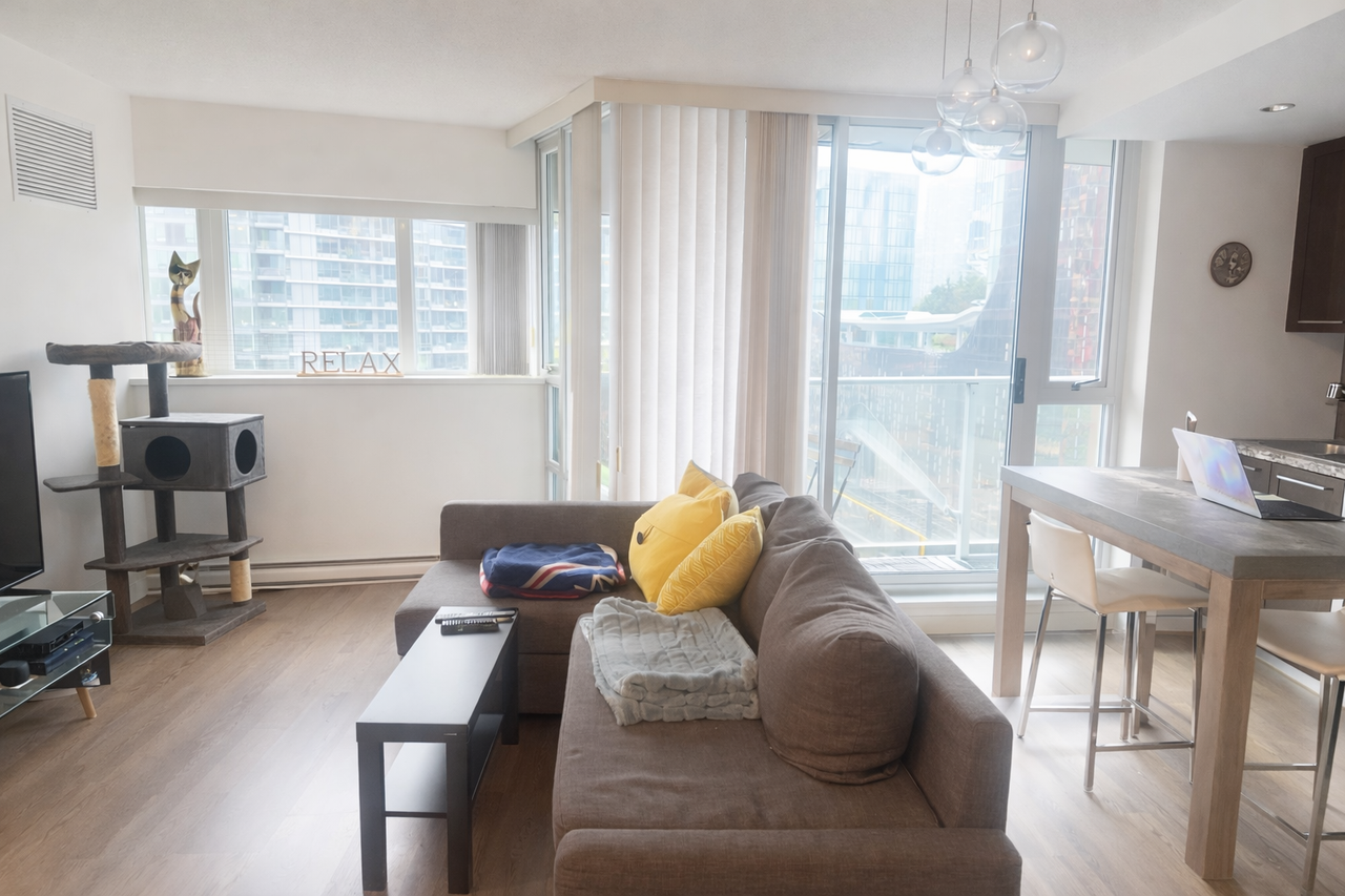 1501 Cooperage Way - Photo 5 of 22