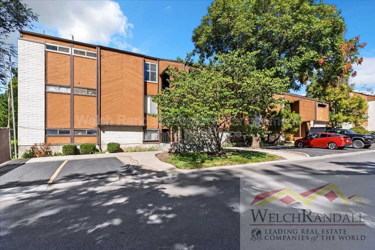 2438 Elizabeth St #2 - Photo 2 of 22