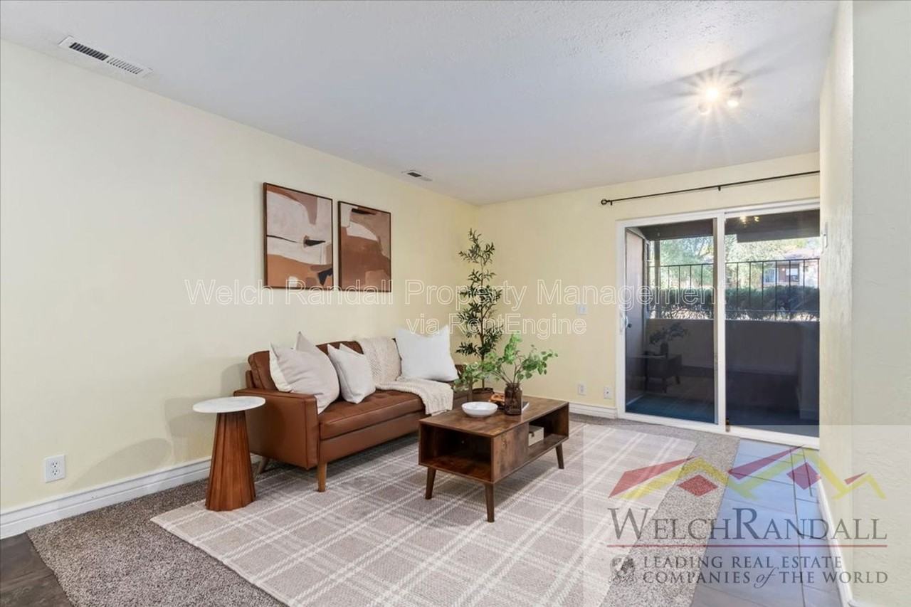 2438 Elizabeth St #2 - Photo 5 of 22