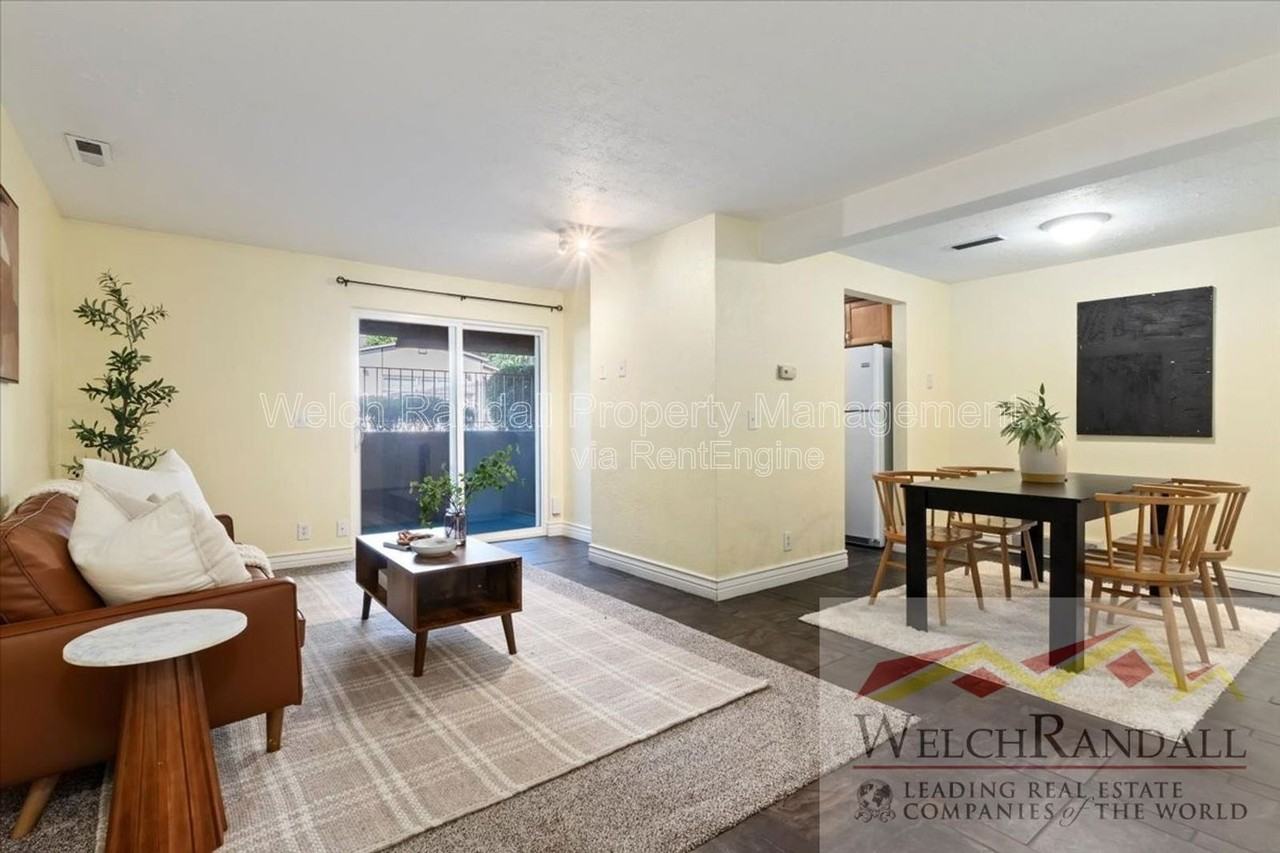 2438 Elizabeth St #2 - Photo 6 of 22