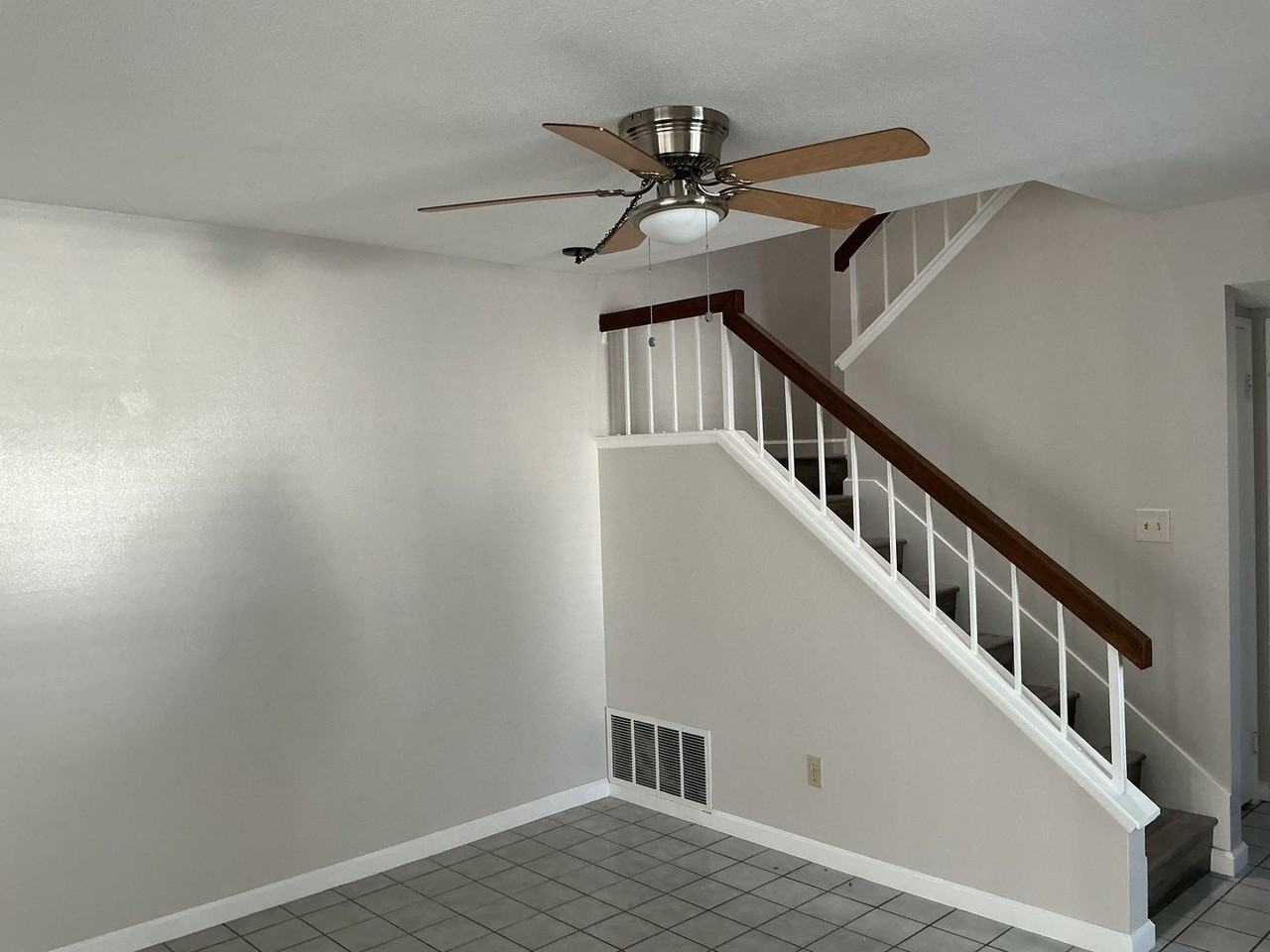 3540 Toyon St - Photo 7 of 9