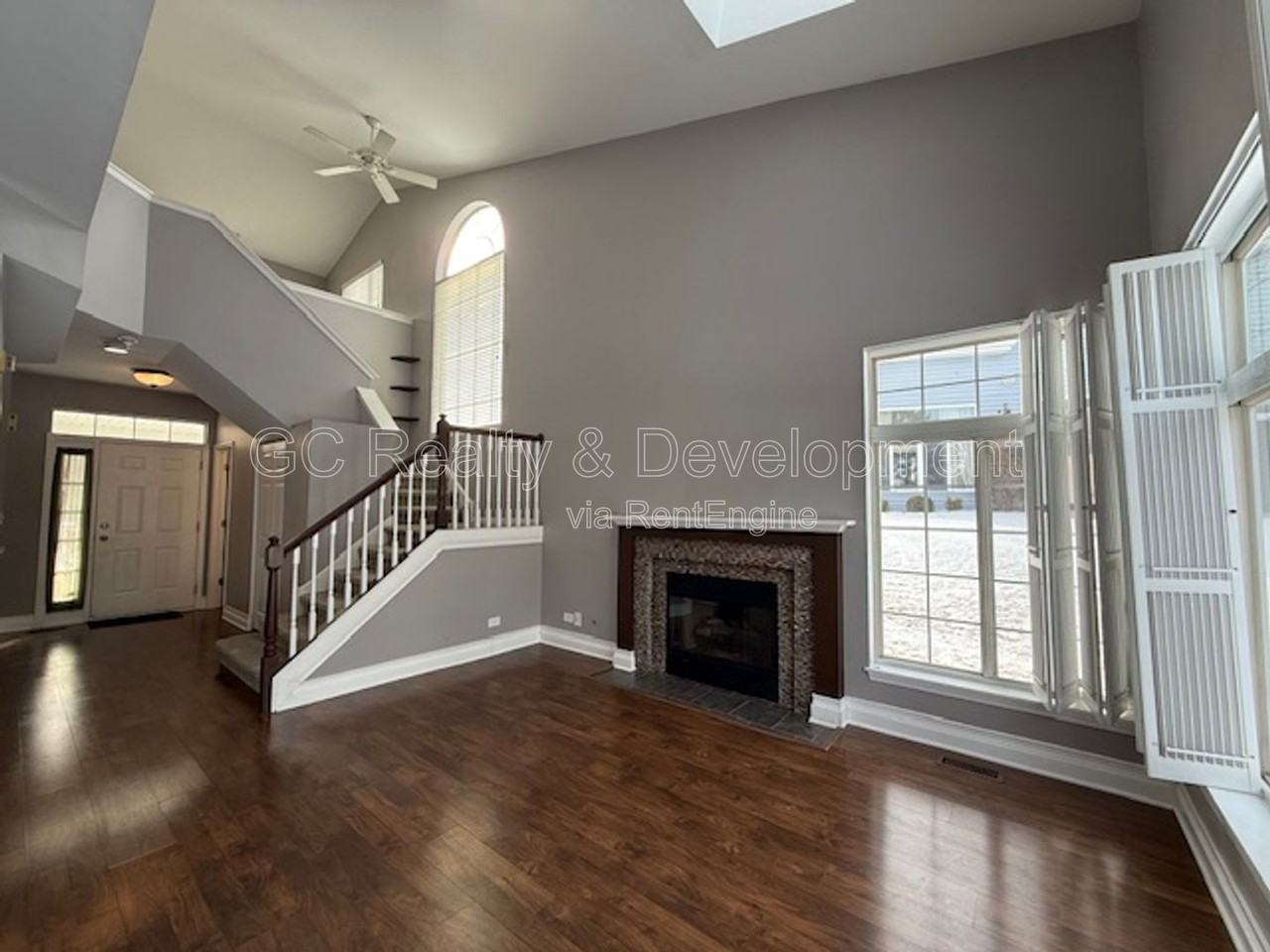 1072 Ripple Rdg - Photo 5 of 25