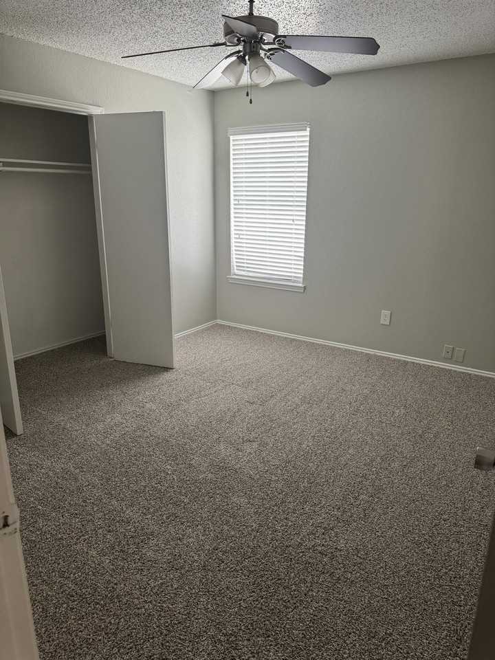 5971 Westcreek Dr - Photo 3 of 14