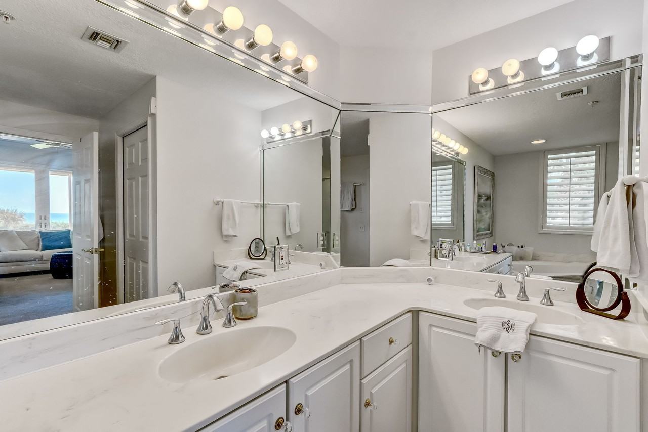 443 Beachside Pl #1 - Photo 6 of 28