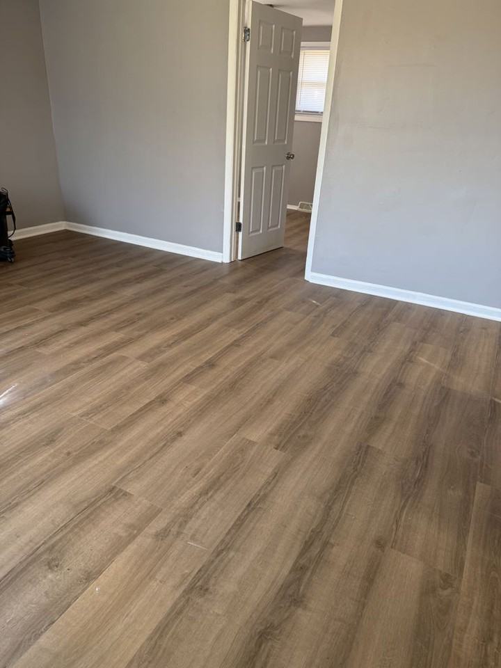 16302 Plymouth Dr - Photo 4 of 10