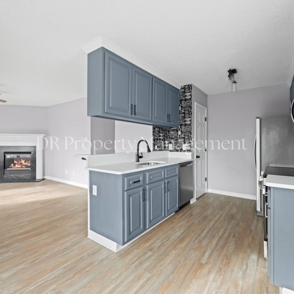 4712 Periwinkle Pl - Photo 6 of 15