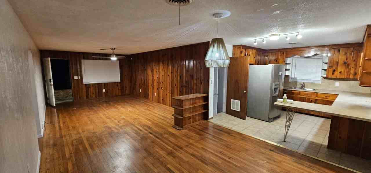 575 White St #SFH - Photo 4 of 8