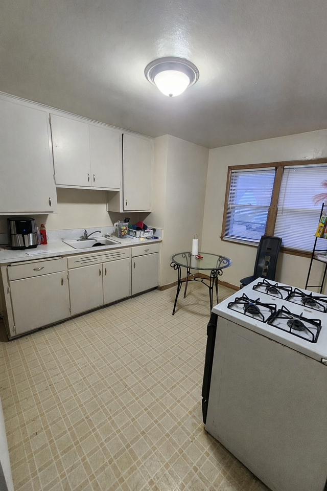 4453 W Capitol Dr #3 - Photo 2 of 5