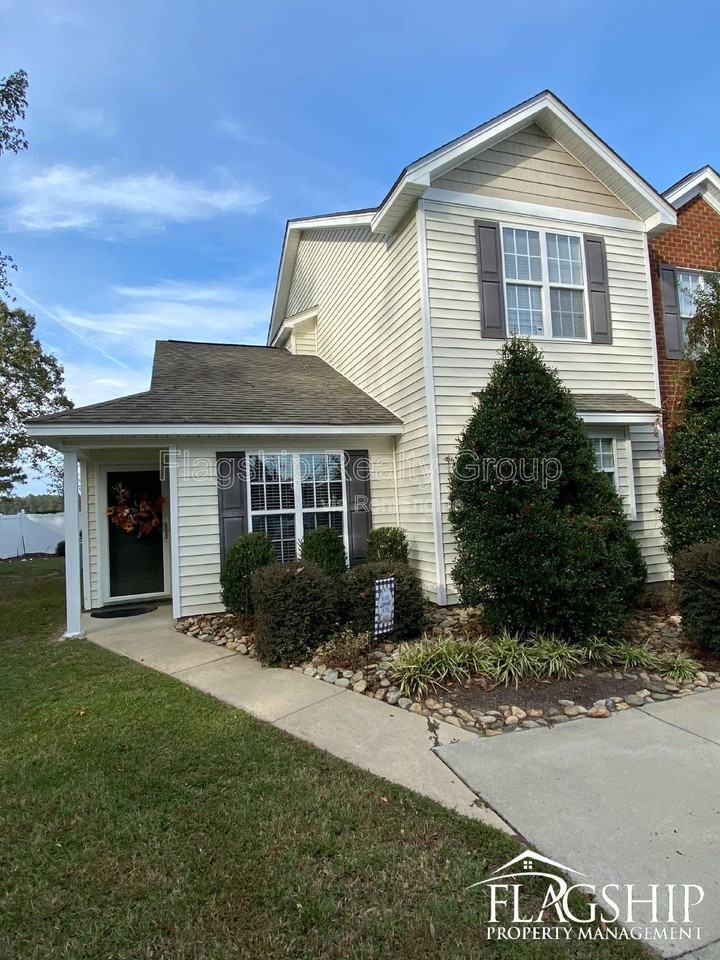 1310 Thomas Langston Rd #7 - Photo 6 of 35