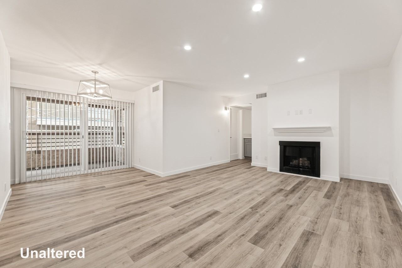 Franklin Plaza - Photo 3 of 33