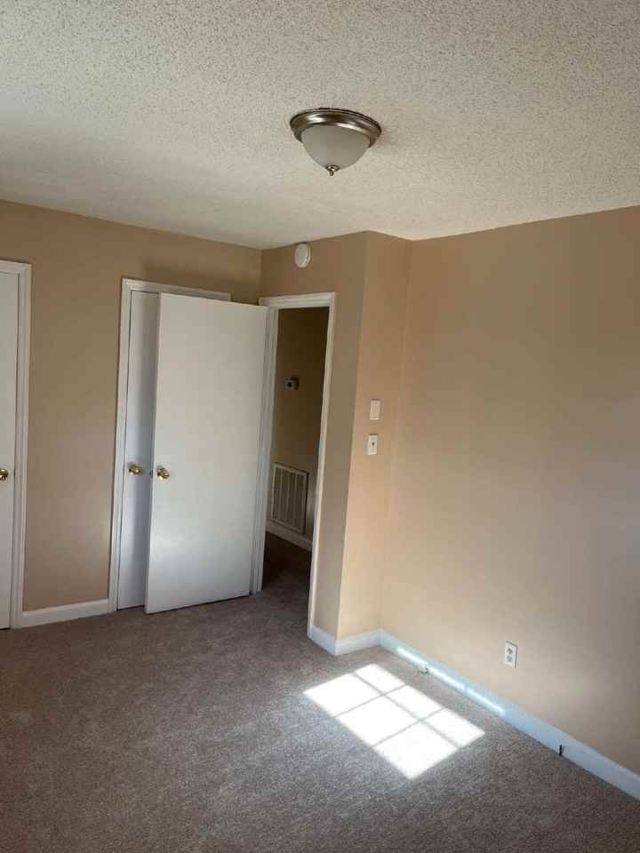 3935 Yokley St - Photo 3 of 15