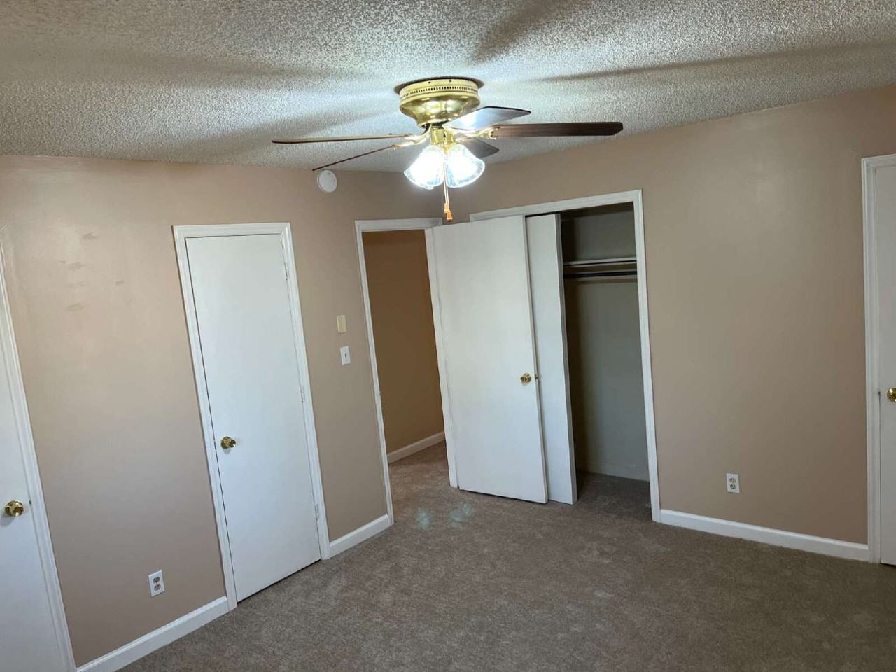 3935 Yokley St - Photo 6 of 15