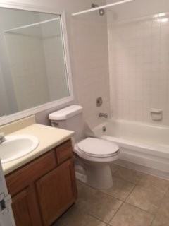 429 Wright St Apt 312 - Photo 7 of 23