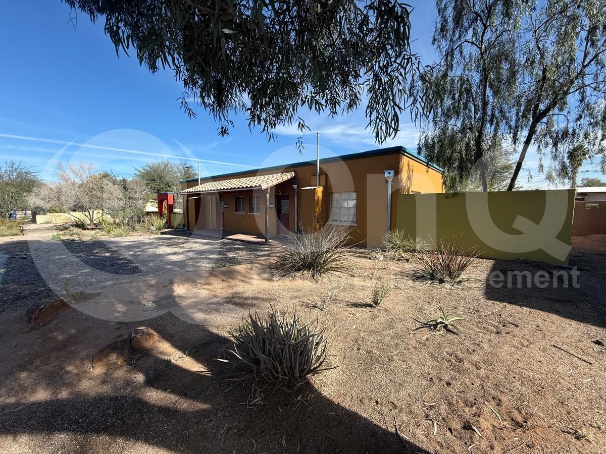 720 N Palo Verde Blvd - Photo 2 of 15