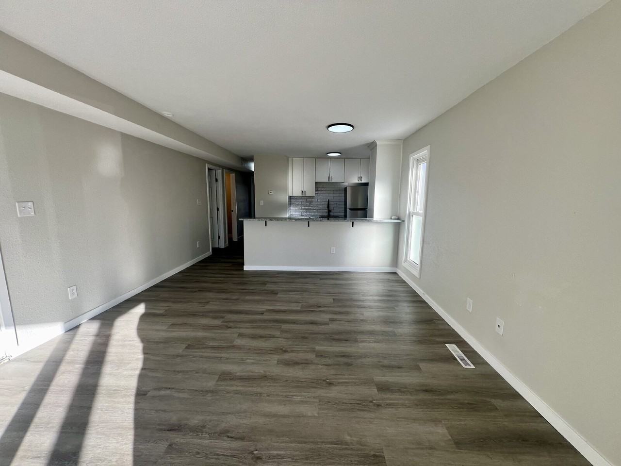 2406 Pattison Ave Apt B - Photo 2 of 12